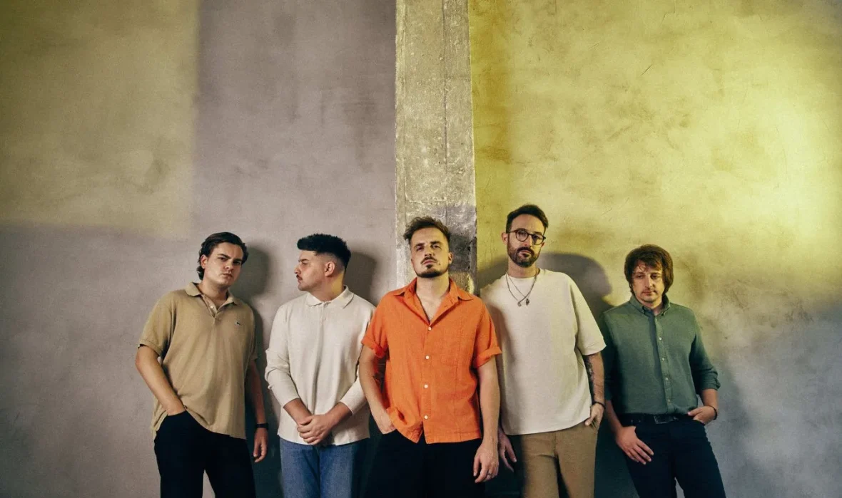 MELIFLUO presenta su nuevo single "Lo que tenga que pasar"