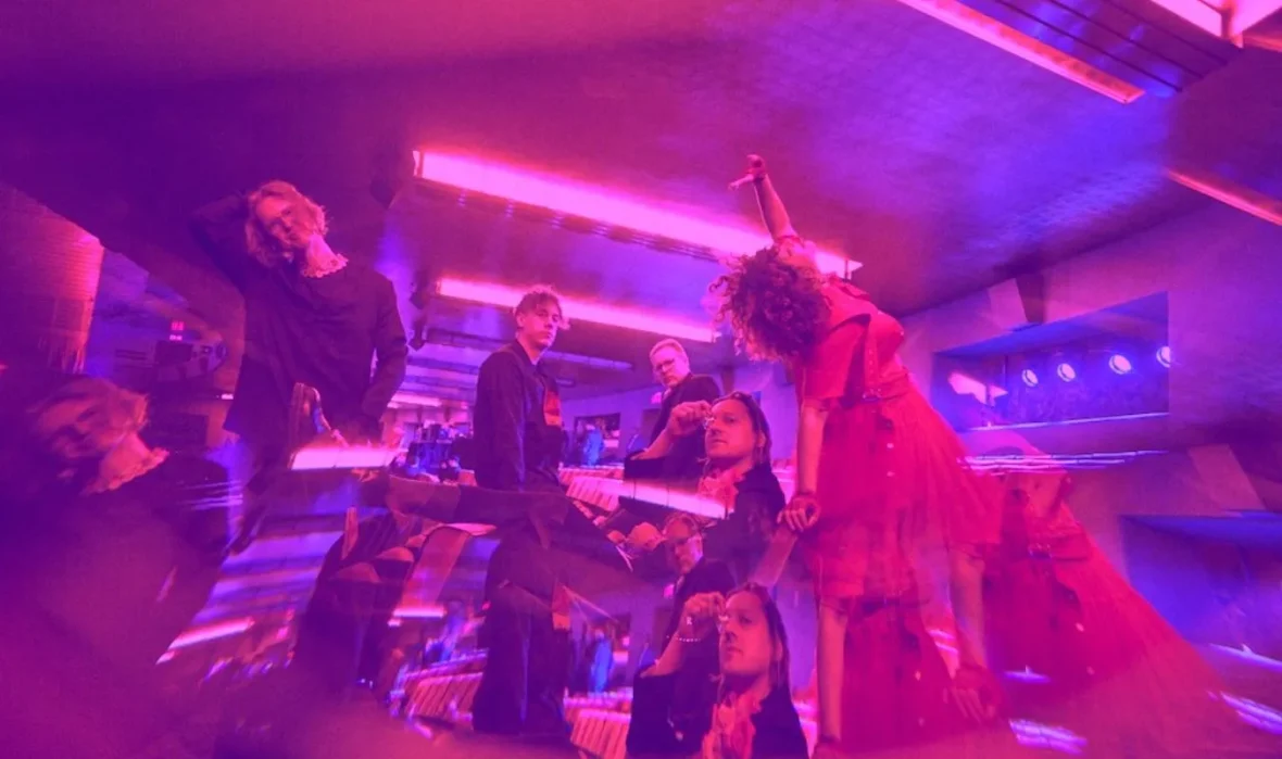 Arcade Fire anuncian nuevo álbum, Pink Elephant